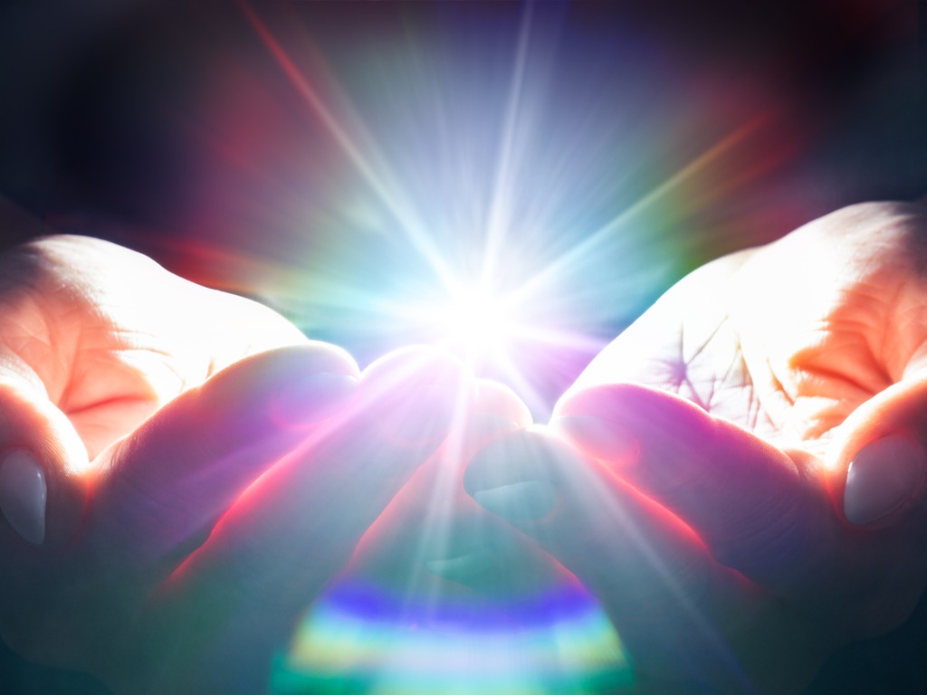 mysterious-power-in-the-hands-picture-id1166079610